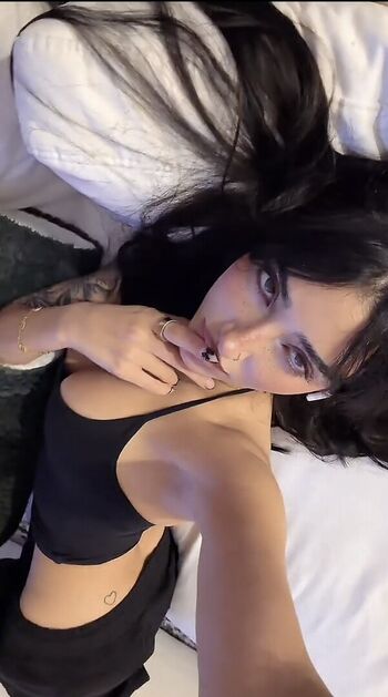 Rose Zara
