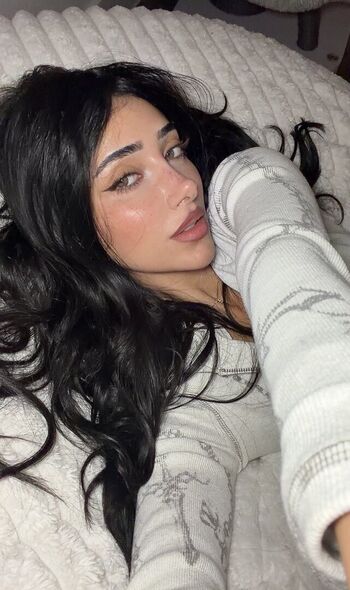 Rose Zara