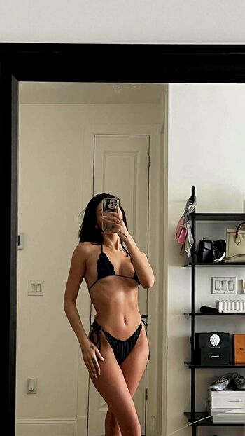 Leaked Rosesandrozay page private photo viral onlyfans