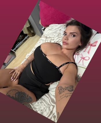 Leaked Rosie amber owen private photo viral onlyfans