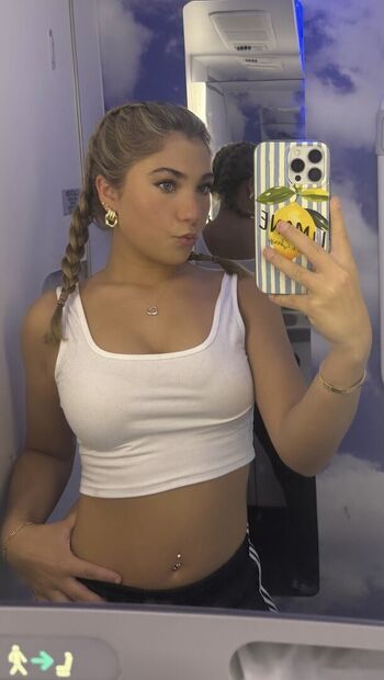 Leaked Rosie mcclelland page private photo viral onlyfans