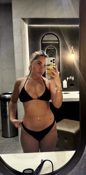 Leaked Rosie mcclelland page private photo viral onlyfans