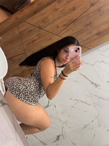 Leaked Rosiebaee private photo viral onlyfans