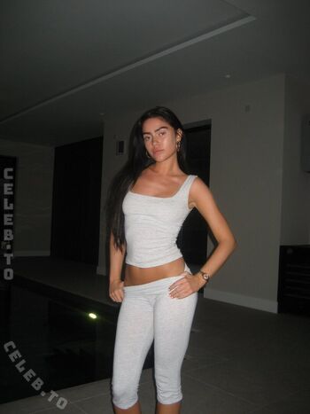 Leaked Roxanarosuu page private photo viral onlyfans