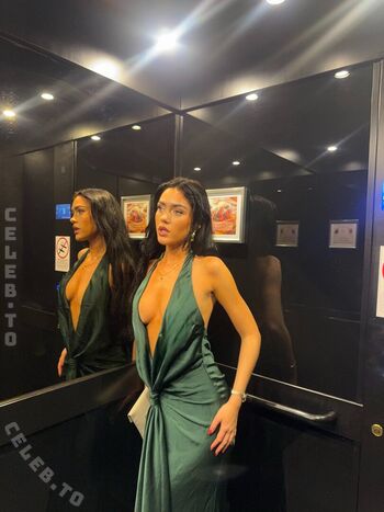 Leaked Roxanarosuu page private photo viral onlyfans