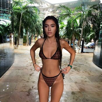 Leaked Roxanarosuu private photo viral onlyfans