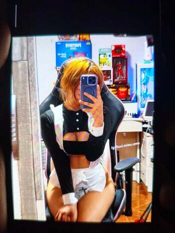 Leaked Roxi cat private photo viral onlyfans