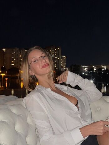 Leaked Roxolana kushniruk private photo viral onlyfans
