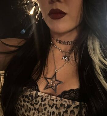 Leaked Roxxane perez private photo viral onlyfans