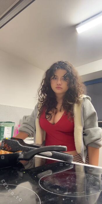 Leaked Roxy mya private photo viral onlyfans