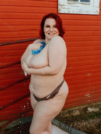 Ruby Roxx