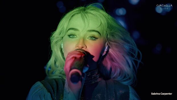 Sabrina Carpenter
