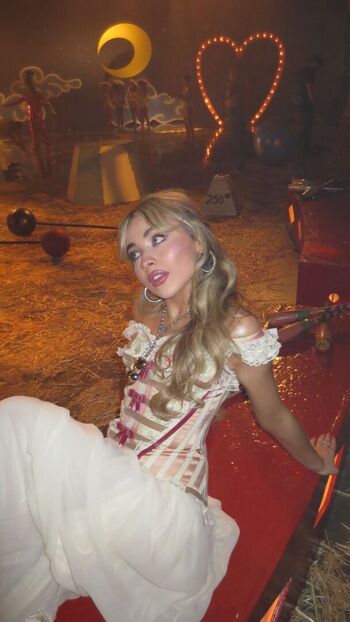 Leaked Sabrina carpenter  page private photo viral onlyfans