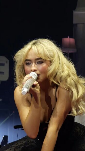 Leaked Sabrina carpenter  page private photo viral onlyfans