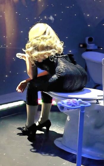 Leaked Sabrina carpenter  page private photo viral onlyfans