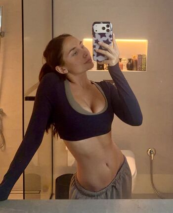 Saffron Barker