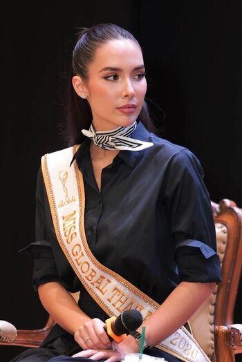 Saffron Maya Snook