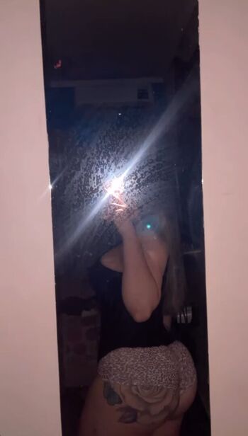 Leaked Safira selvatici private photo viral onlyfans