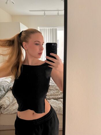 Leaked Sagafrost page private photo viral onlyfans