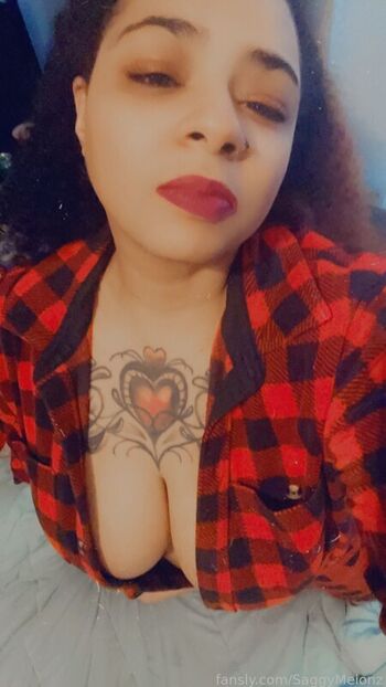 Leaked Saggymelonz private photo viral onlyfans