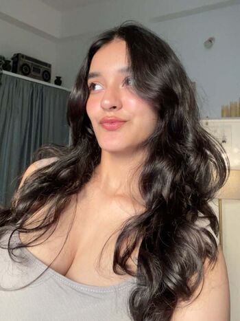 Leaked Sakshi pandey private photo viral onlyfans