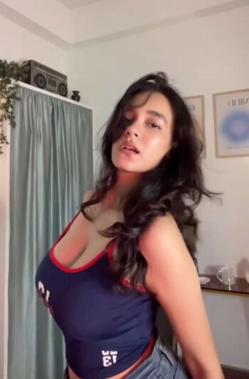 Leaked Sakshi pandey page private photo viral onlyfans