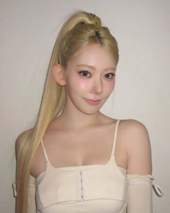 Leaked Sakura miyawaki page private photo viral onlyfans