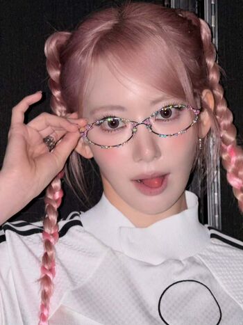 Leaked Sakura miyawaki private photo viral onlyfans