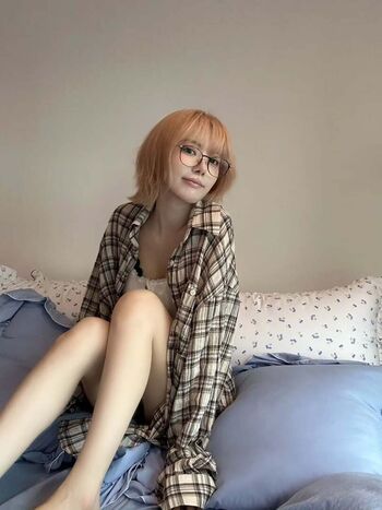 Sakura Miyawaki 宮脇 咲良