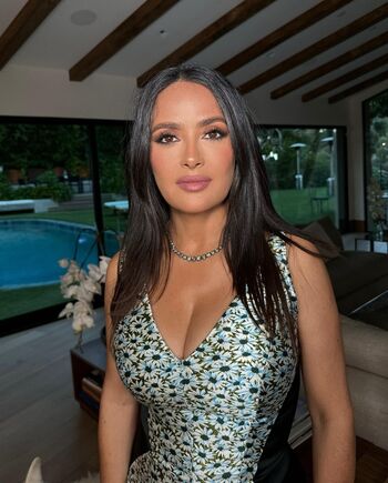 Leaked Salma hayek private photo viral onlyfans