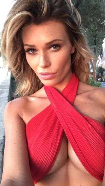 Samantha Hoopes