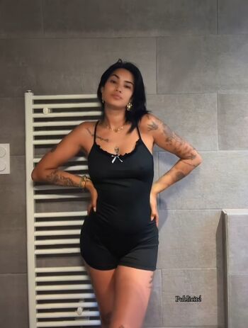 Samantha Merlos