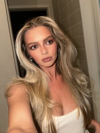 Leaked Samantha riehl private photo viral onlyfans
