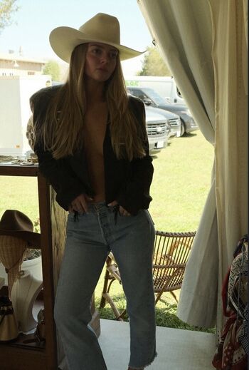 Leaked Samantha riehl private photo viral onlyfans