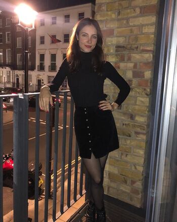 Samantha Robinson