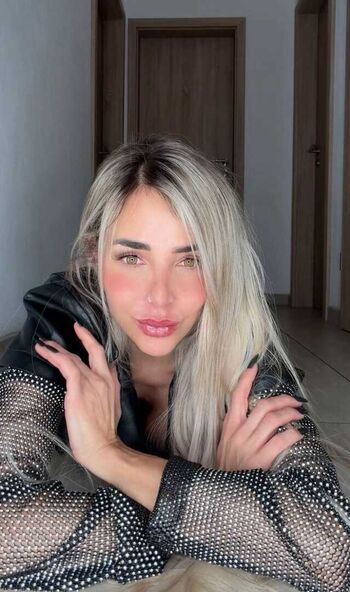 Leaked Sandyleinof private photo viral onlyfans