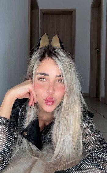 Leaked Sandyleinof private photo viral onlyfans