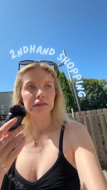 Leaked Saniskates private photo viral onlyfans