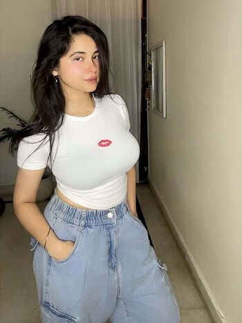 Leaked Santoor mom rachna private photo viral onlyfans