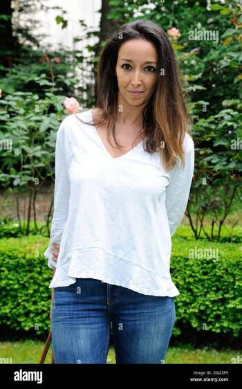 Saphia Azzeddine