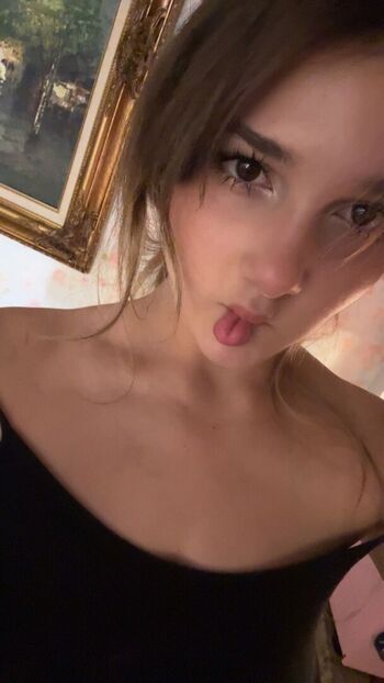 Leaked Sara dobrik page private photo viral onlyfans