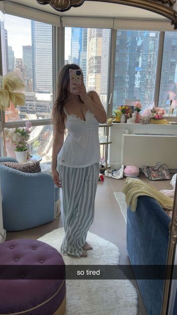 Leaked Sara dobrik page private photo viral onlyfans