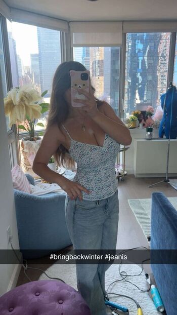 Sara Dobrik