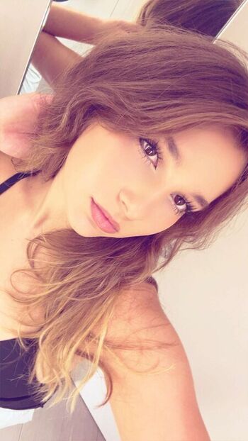 Leaked Sara dobrik page private photo viral onlyfans