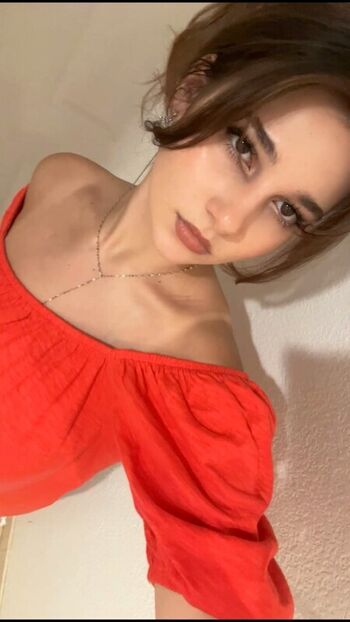 Leaked Sara dobrik page private photo viral onlyfans