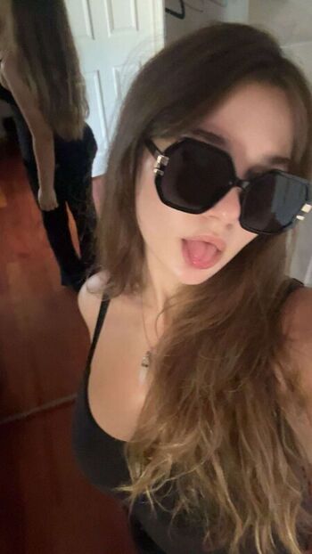 Leaked Sara dobrik page private photo viral onlyfans