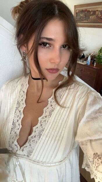 Leaked Sara dobrik private photo viral onlyfans