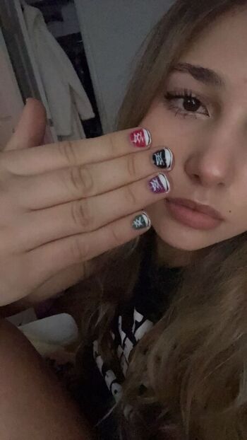 Leaked Sara dobrik private photo viral onlyfans