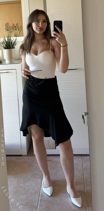Leaked Sara majorczyk private photo viral onlyfans
