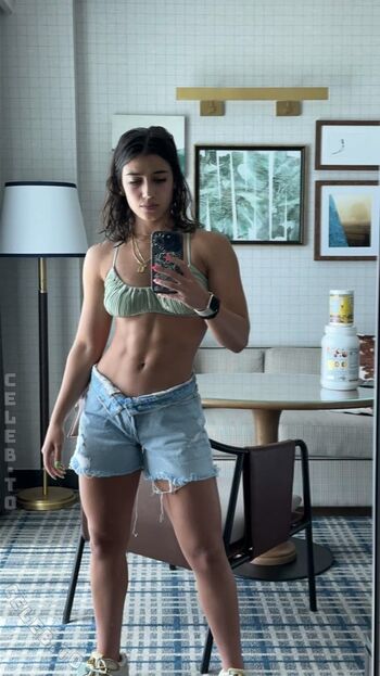 Leaked Sara saffari page private photo viral onlyfans